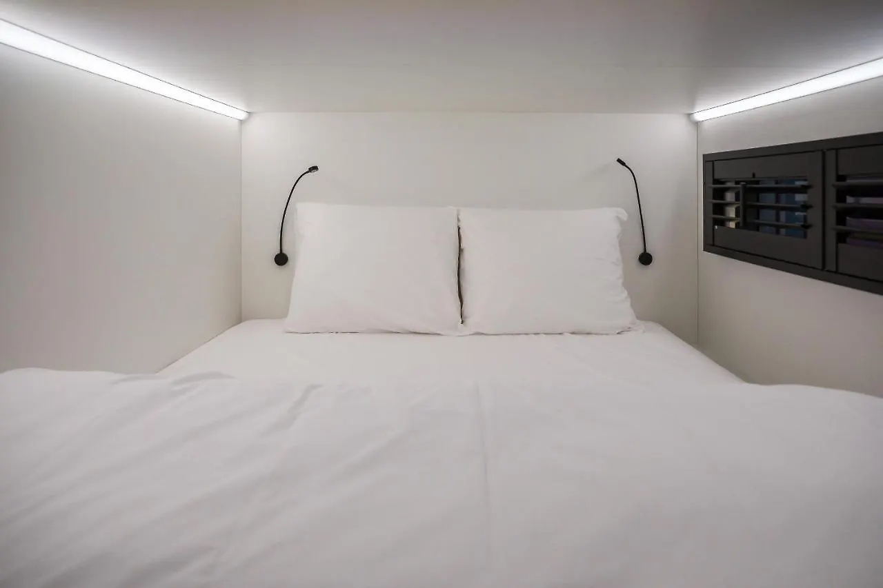 Hostel This HoTel Amsterdam